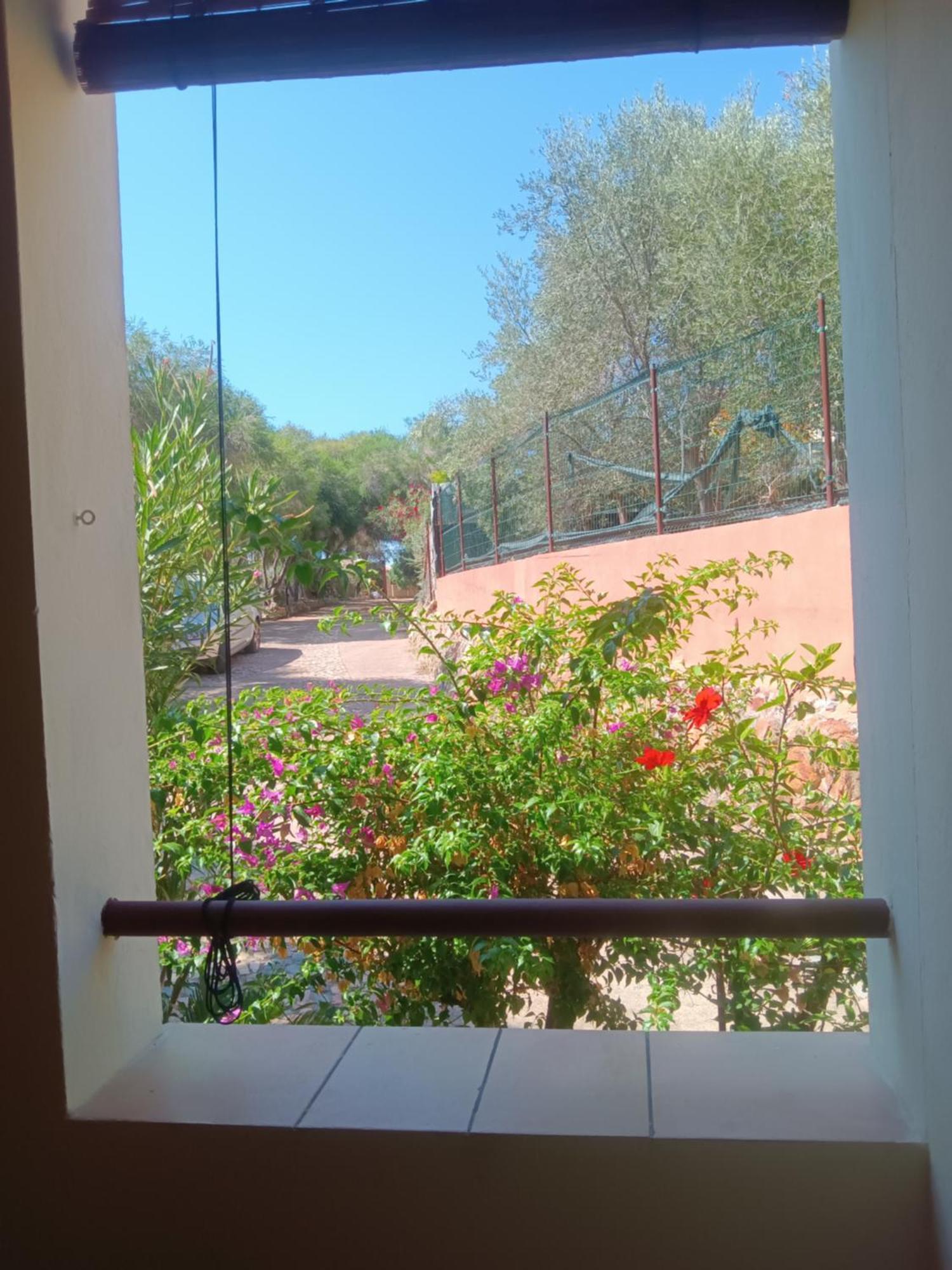 Vacanze A Solanas Con Clima Cup1863 Kültér fotó